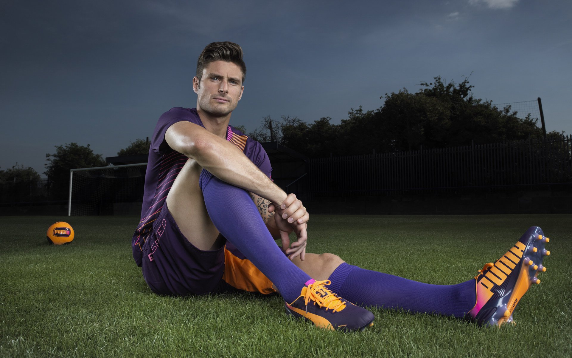 莫伊：稳定的scrum技术和出色的防守，使他成为全黑队不可或缺的球员